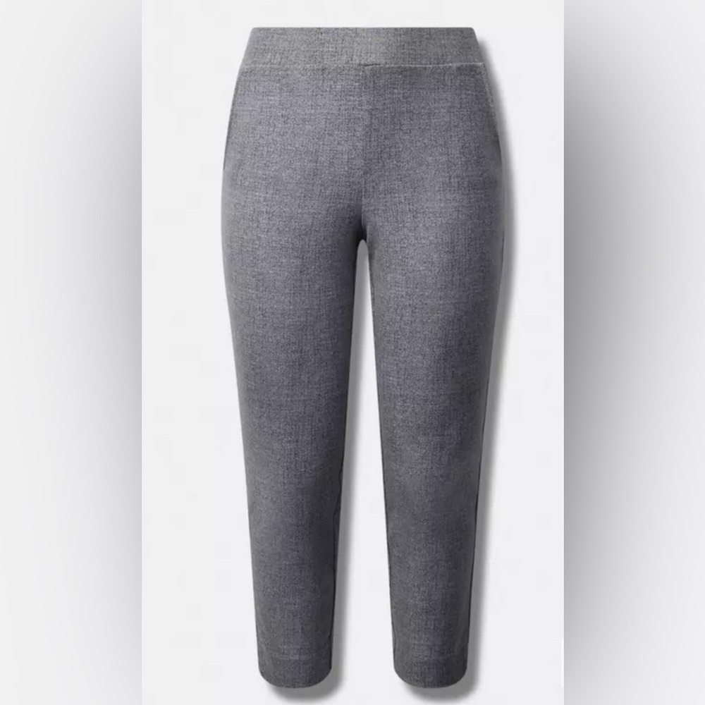 Torrid Studio Luxe Ponte Knit Relaxed Taper Pull On Pants Size 4X TALL NWOT